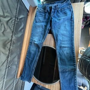 Levi Women's 524 Skinny Jeans